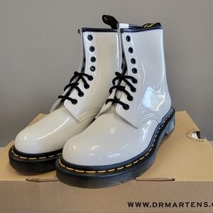 Dr Martens 1460 combat boot
